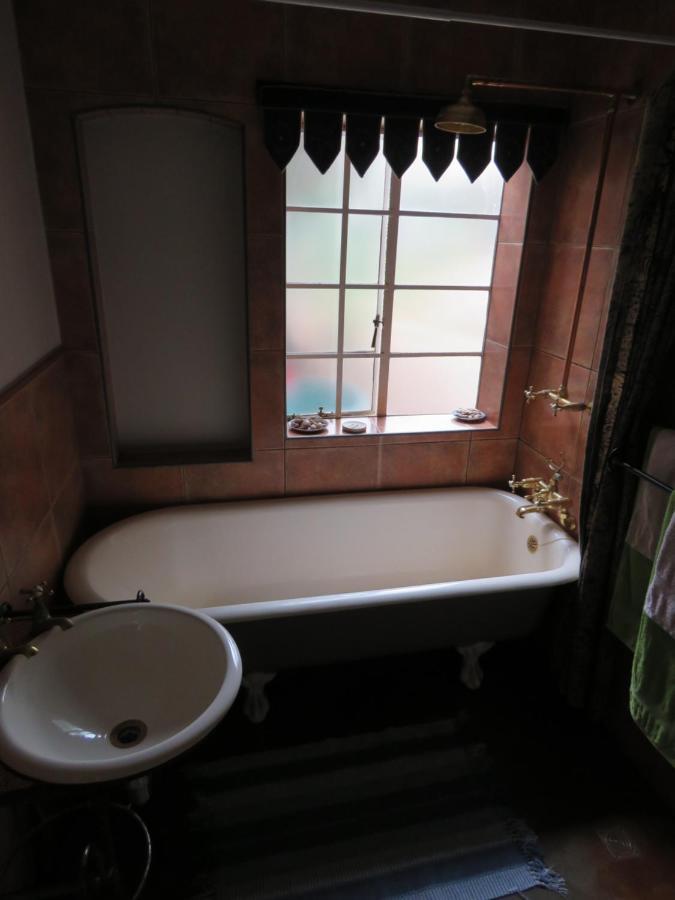 Fountain Baths Guest Cottages Barberton Eksteriør bilde